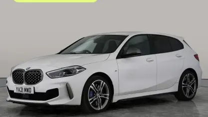 Usado BMW M135 Comfort Edition 306 HP (225 kW) 2024 Citadino