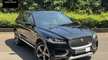 Used Jaguar F-Pace Supercharged 381 HP (280 kW) 2017 Black SUV