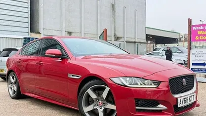 Used Jaguar XE R-Sport 179 HP (131 kW) 2019 Sedan