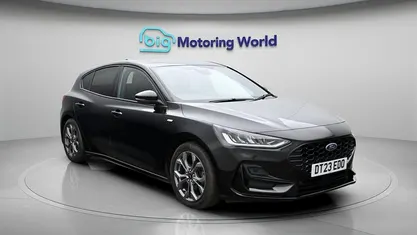 Used Ford Focus ST-Line 125 HP (91 kW) 2023 Black Hatchback
