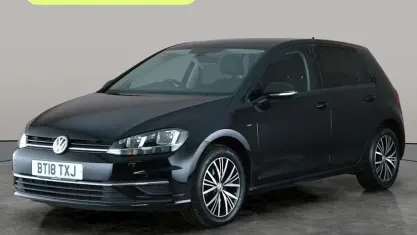 Used VW Golf VII SE 125 HP (91 kW) 2018 Black Hatchback