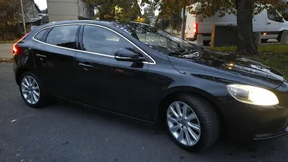 Used 2015 Volvo V40 SE Lux Hatchback | £3,490 (Good price)