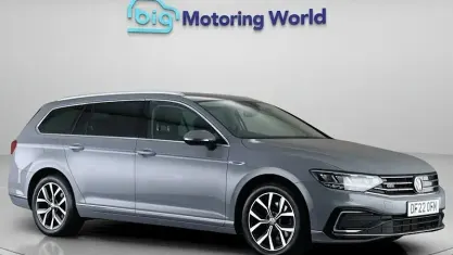 Used VW Passat GTE 218 HP (160 kW) 2022 Grey Estate