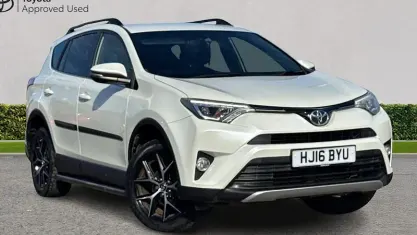 Used Toyota RAV4 151 HP (111 kW) 2016 White pearl SUV