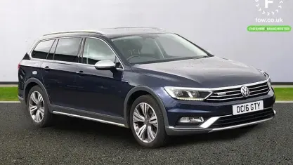 Used VW Passat 150 HP (110 kW) 2016 Blue Estate