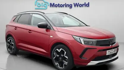 Used Vauxhall Grandland X Ultimate 131 HP (96 kW) 2023 Red SUV