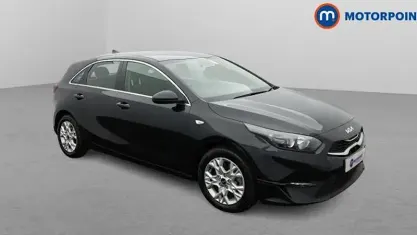 Used Kia Ceed 160 HP (117 kW) 2023 Black Hatchback