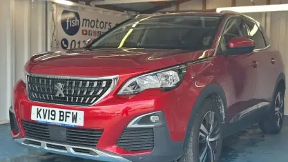Used Peugeot 3008 Allure 131 HP (96 kW) 2019 Red SUV