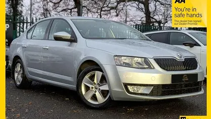 Silver Used 2015 Skoda Octavia SE Hatchback | £6,488 (Good price)