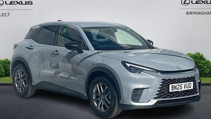 Usado Lexus LBX 136 HP (100 kW) 2026 SUV