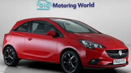 Begagnad Vauxhall Corsa 75 HK (55 kW) 2019 Röd Halvkombi