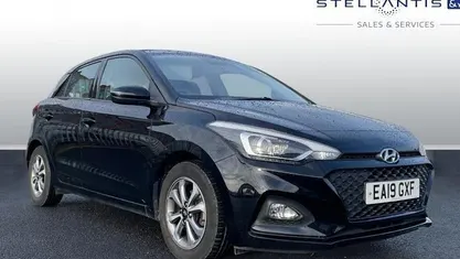 Used Hyundai i20 SE 84 HP (61 kW) 2020 Hatchback