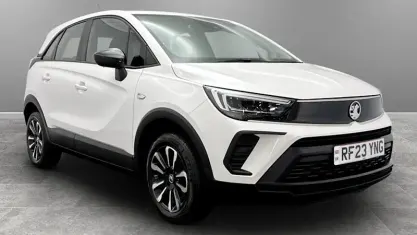 Used Vauxhall Crossland Design Edition 110 HP (80 kW) 2023 White SUV