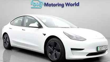 Used 2021 Tesla Model 3 Standard Range Sedan | £15,500 (Fair price)