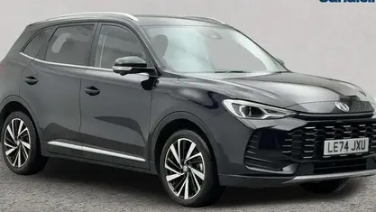 Metallic black pearl Used 2024 MG ZS Trophy Hatchback | £16,509 (Good price)