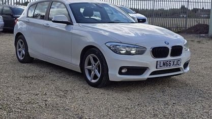 Used BMW 118 Comfort Edition 136 HP (100 kW) 2016 White Hatchback