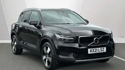 Begagnad Volvo XC40 Momentum 163 HK (119 kW) 2021 SUV
