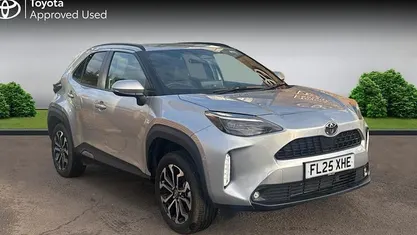 Used Toyota Yaris Hybrid Design 116 HP (85 kW) 2025 Estate