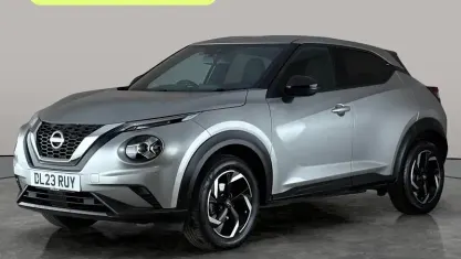 Used Nissan Juke N-Connecta 114 HP (83 kW) 2023 Silver SUV