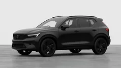 Onyx black New 2025 Volvo XC40 Ultra SUV | £45,710 (Fair price)
