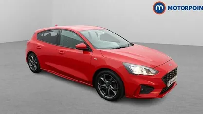 Used Ford Focus ST-Line 125 HP (91 kW) 2019 Red Hatchback