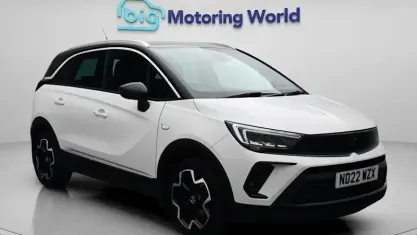 Used Vauxhall Crossland Ultimate 131 HP (96 kW) 2022 White SUV