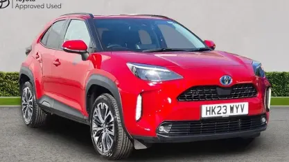 Used Toyota Yaris Cross Sport 116 HP (85 kW) 2023 Red SUV