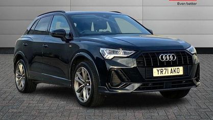 Begagnad Audi Q3 Black Edition 150 HK (110 kW) 2023 SUV