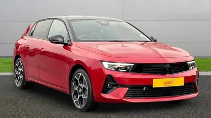 Used 2025 Vauxhall Astra Ultimate Hatchback | £23,999 (Fair price)