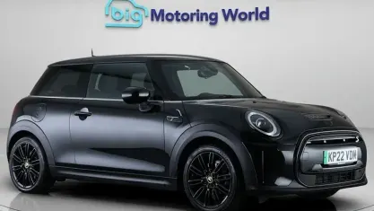 Used Mini Cooper Level 2 135 kW (184 HP) 2022 Black Hatchback