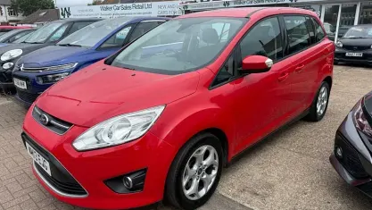 Used Ford Grand C-Max Zetec 116 HP (85 kW) 2013 Red MPV