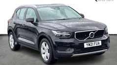 Onyx black Used 2021 Volvo XC40 Momentum SUV | £17,995 (Fair price)