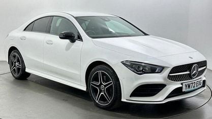 Begagnad Mercedes CLA250e AMG Line Premium 218 HK (160 kW) 2022 Vit Sedan