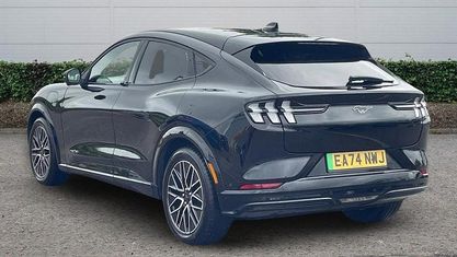 Usado Ford Mustang Premium 370 HP (272 kW) 2024 Preto Carrinha