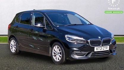 Usado BMW 218 Comfort Edition 150 HP (110 kW) 2021 Preto Carrinha