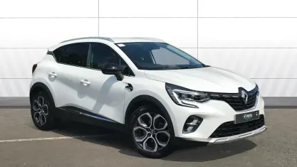 Used Renault Captur Techno 143 HP (105 kW) 2024 White SUV