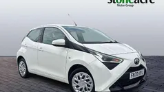White Used 2020 Toyota Aygo X-play Hatchback | £10,495 (Fair price)