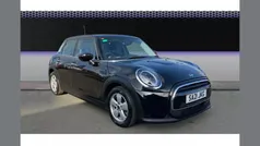 Used 2021 Mini Cooper Classic Hatchback | £13,768 (Fair price)