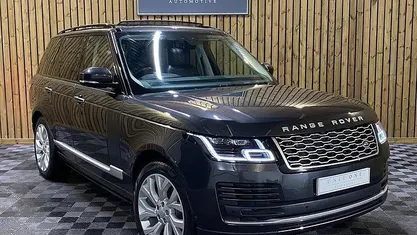 Used 2020 Land Rover Range Rover Vogue SE SUV | £30,500 (Good price)
