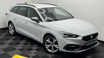 Used Seat Leon FR 204 HP (150 kW) 2022 White Estate