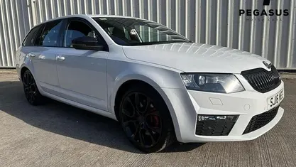 Used Skoda Octavia vRS 230 HP (169 kW) 2016 Estate