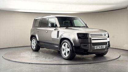 Usado Land Rover Defender HSE Dynamic 350 HP (257 kW) 2024 Prateado SUV