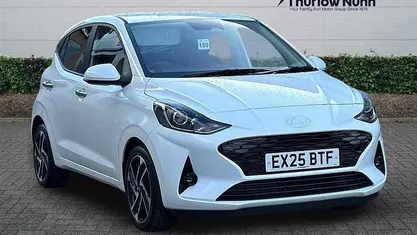 Used Hyundai i10 Premium 63 HP (46 kW) 2025 White Hatchback