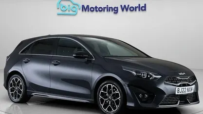 Second-hand Kia Ceed GT-Line 160 CP (117 kW) 2022 Gri Hatchback