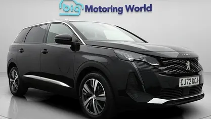 Used Peugeot 5008 Allure+ 131 HP (96 kW) 2023 SUV