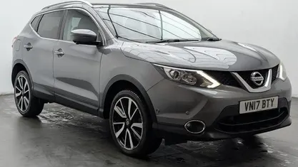 Used 2017 Nissan Qashqai Tekna SUV | £9,550 (Fair price)