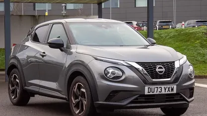 Gun metallic grey Used 2023 Nissan Juke N-Connecta SUV | £14,999 (Fair price)