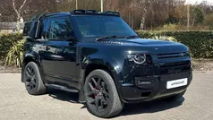 Black Used 2022 Land Rover Defender HSE SUV | £55,700 (Fair price)