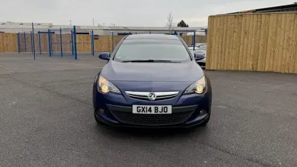 Używany Vauxhall Astra GTC SRi 140 KM (102 kW) 2013 Coupe