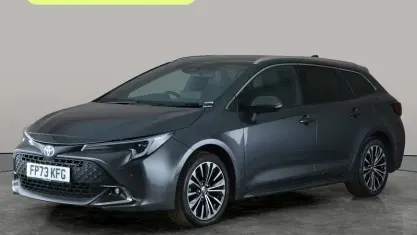 Używany Toyota Corolla Design 140 KM (102 kW) 2026 Kombi
